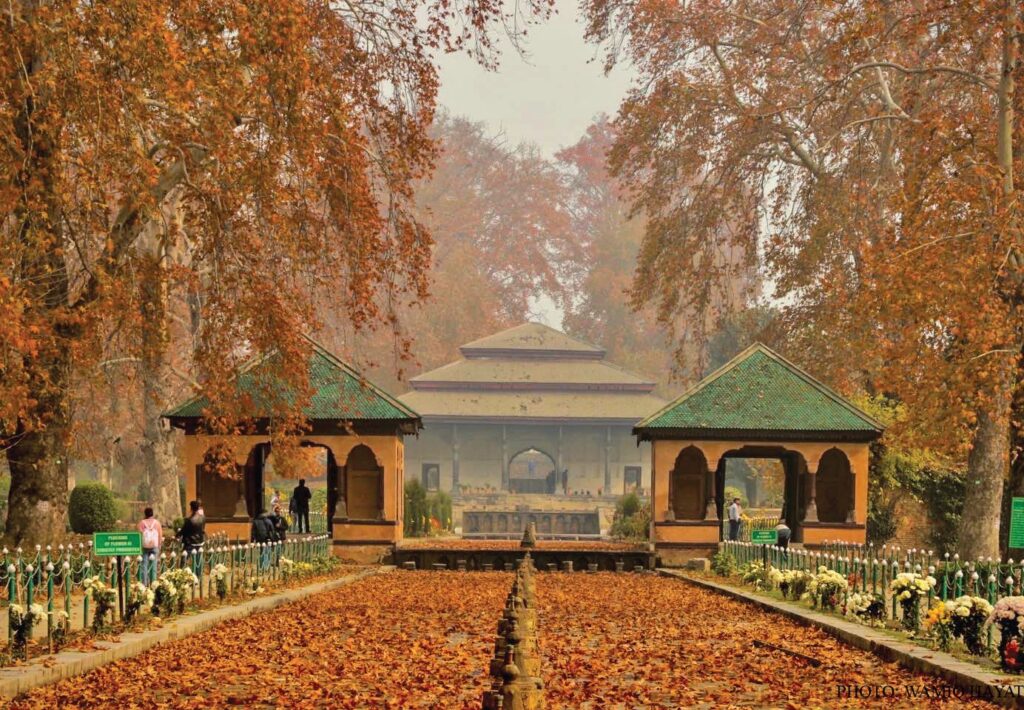 Mughal-Garden-Shalimar-in-Srinagar